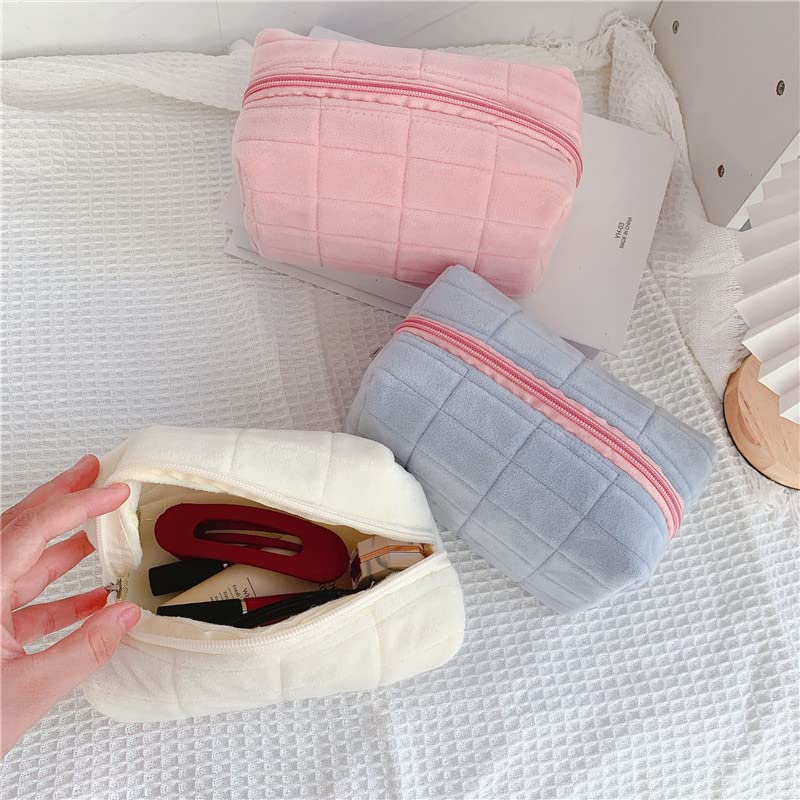 Plush Checkered Cosmetic Travel Bag