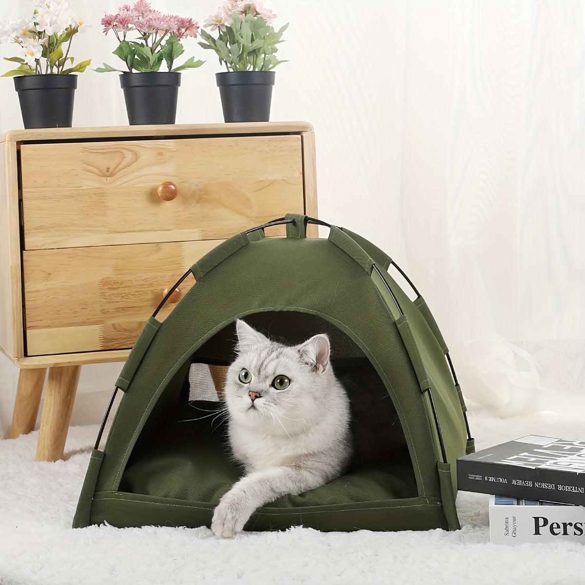 Pet Tent Bed for Cats & Small Dogs – Soft Non-Slip Cushion, Breathable Design