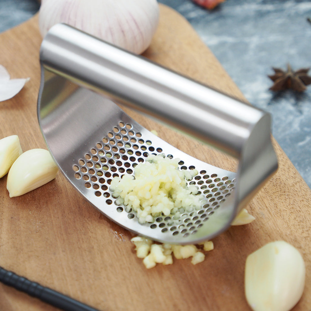 Premium Stainless Steel Garlic Press – Manual Rocker Crusher for Garlic & Ginger