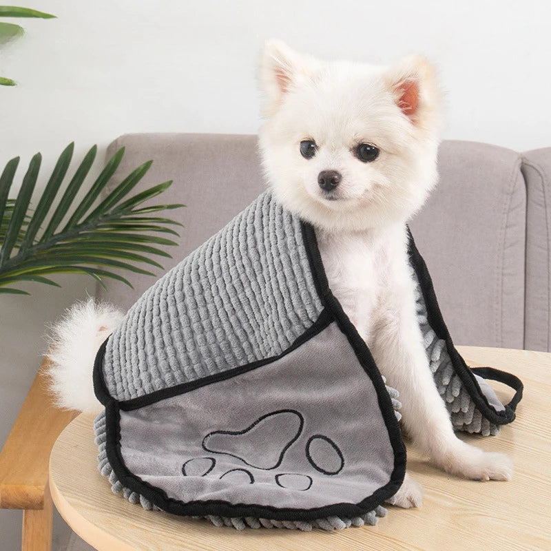 Absorbent Pet Towel for Dogs & Cats – Microfiber Quick-Dry Bath Towel