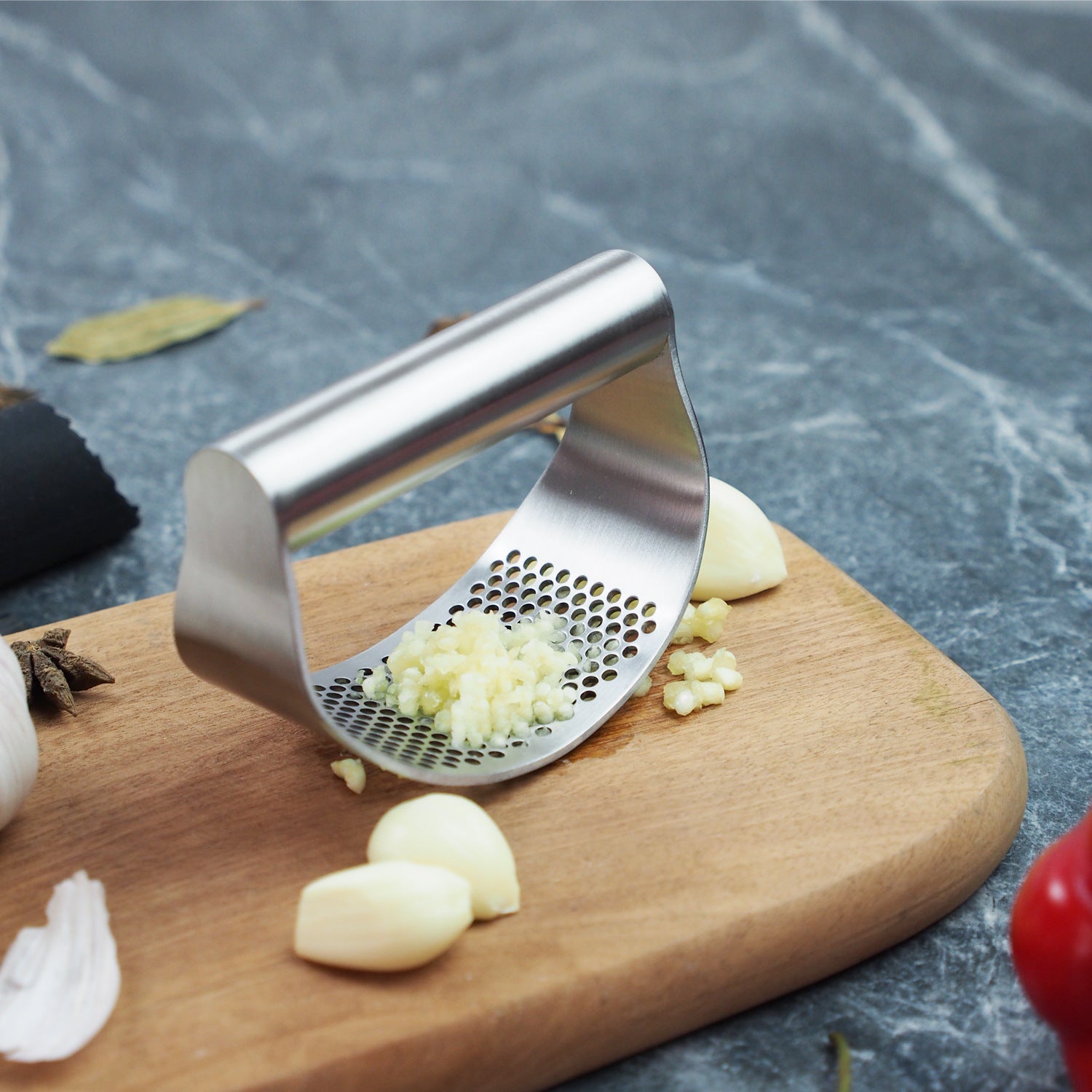 Premium Stainless Steel Garlic Press – Manual Rocker Crusher for Garlic & Ginger
