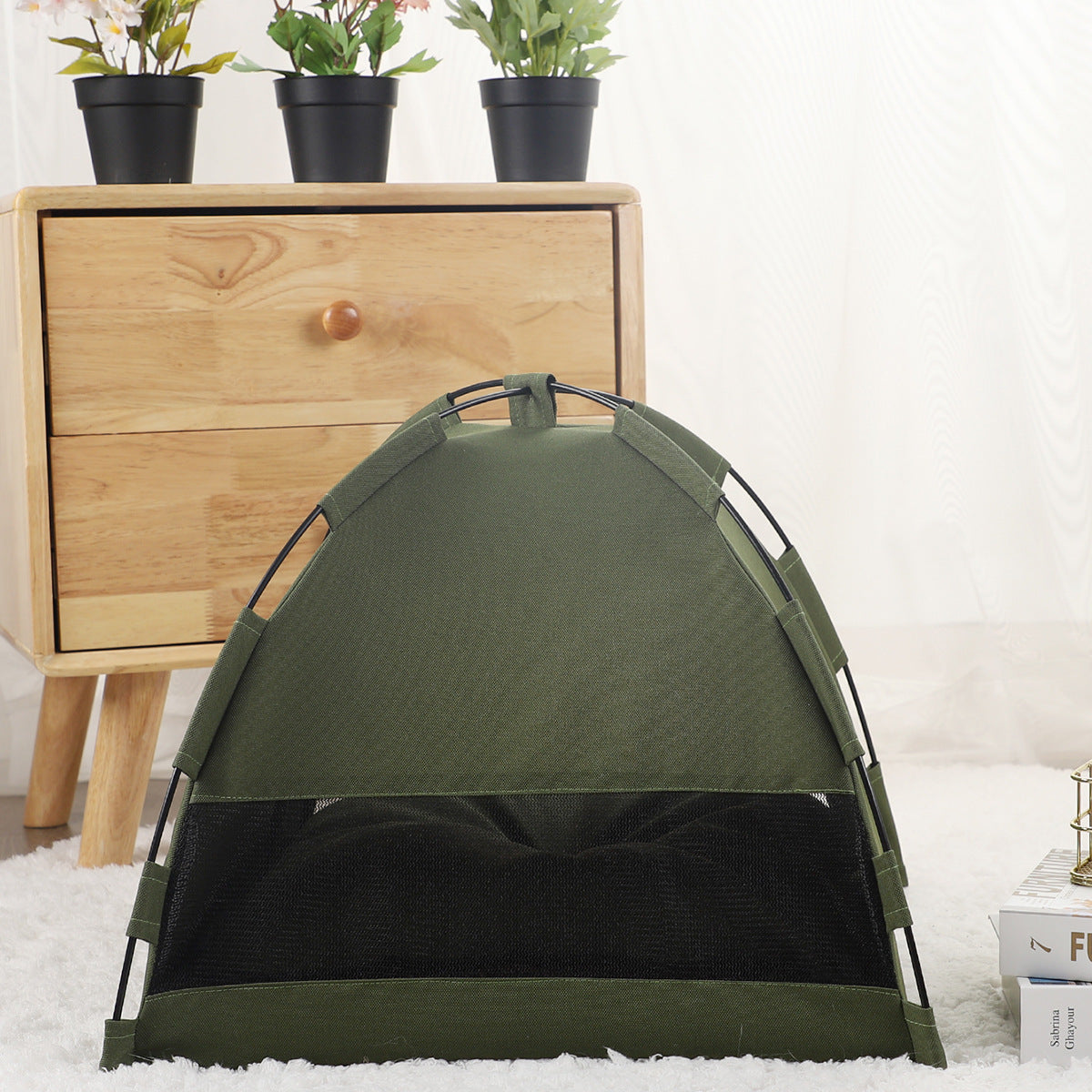 Pet Tent Bed for Cats & Small Dogs – Soft Non-Slip Cushion, Breathable Design
