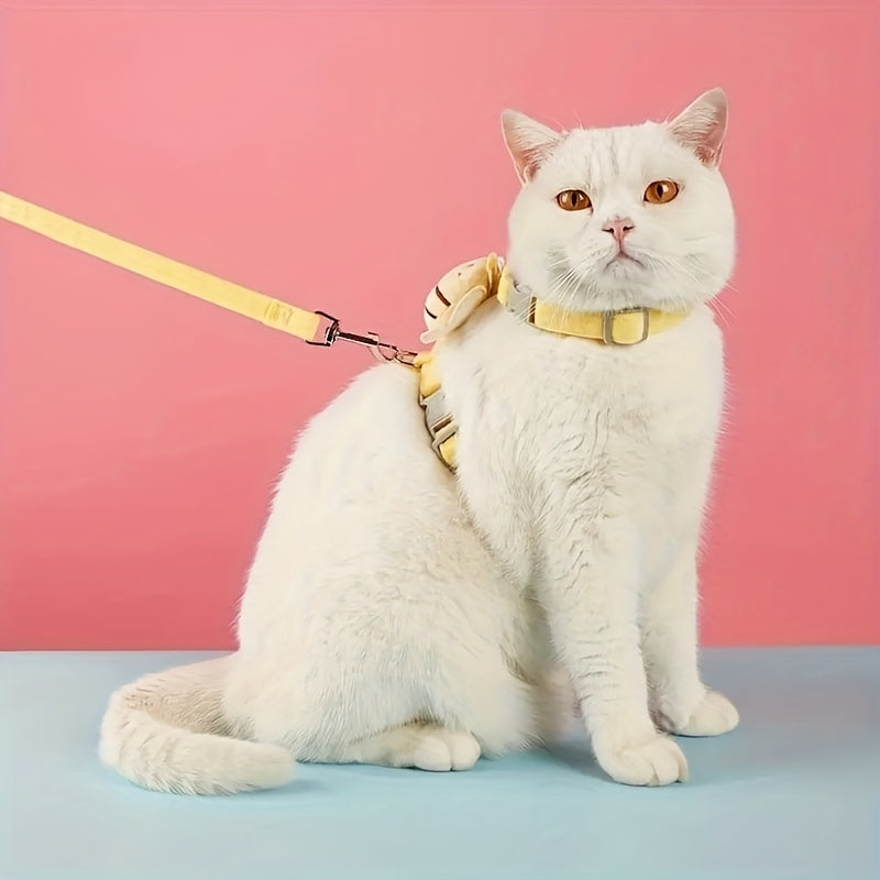 Escape-Proof Cat Harness & Leash Set – Adjustable Bee Plaid Harness for Cats