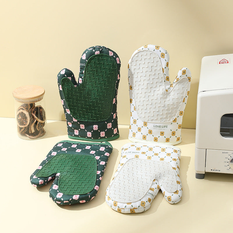Kitchen Oven Gloves – Heat-Insulated Anti-Scalding Cotton Mitts for Microwave & Baking